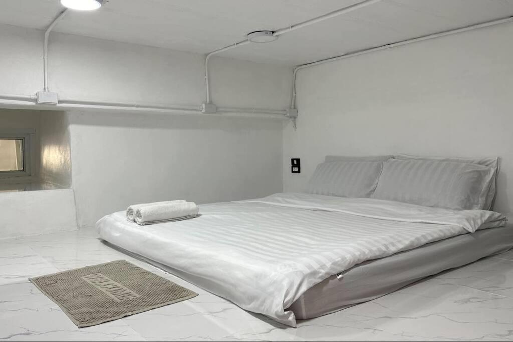Apartamento Megun Capsule 150 Cm Bangkok Exterior foto